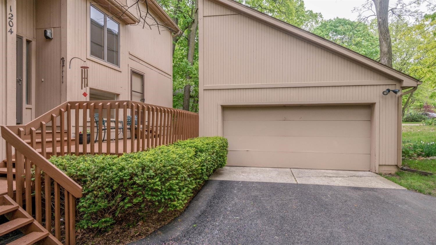 1204 Sunset Road Ann Arbor, MI 48103 - Photo 4 of 58 Photo 4