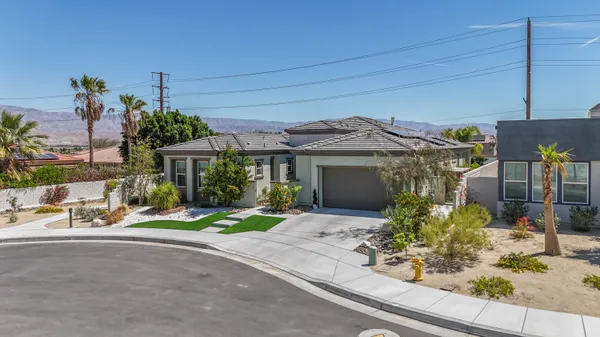 $1,258,000 | 49794 Solstice Place, Palm Desert, CA 92211