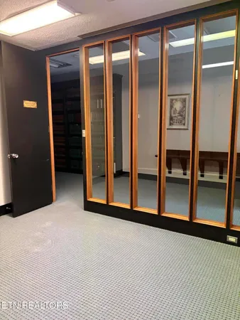 $2,500 | 100 East Race Street, Kingston, TN 37763