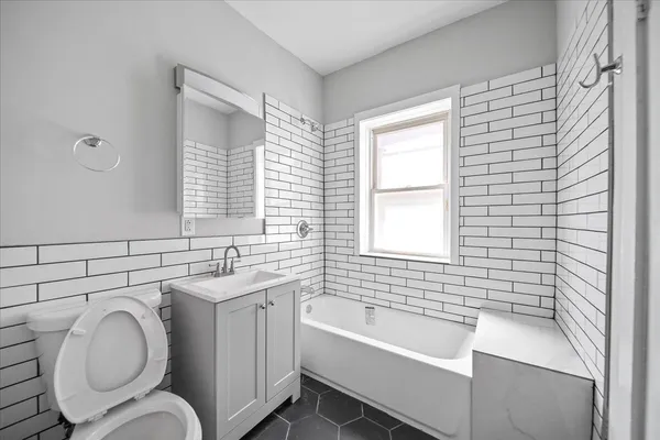 $1,795 | 6635 South Ellis Avenue, Unit 3S, Chicago, IL 60637