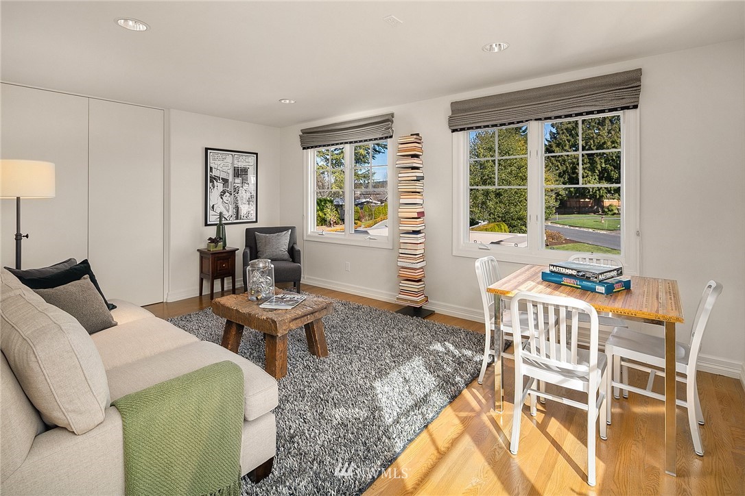 9252 Points Drive Northeast Yarrow Point, WA 98004 - Photo 21 of 23