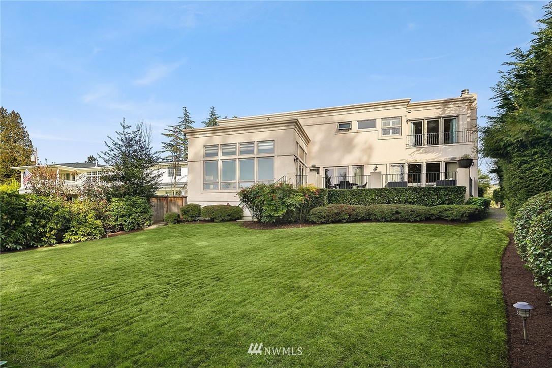 9252 Points Drive Northeast Yarrow Point, WA 98004 - Photo 22 of 23