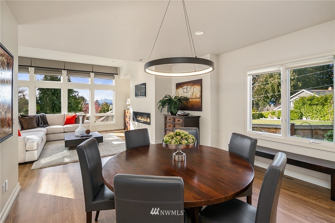 9252 Points Drive Northeast Yarrow Point, WA 98004 - Photo 10 of 23