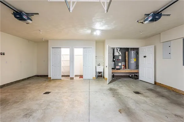 $319,900 | 575 Sunview Circle, Latrobe, PA 15650