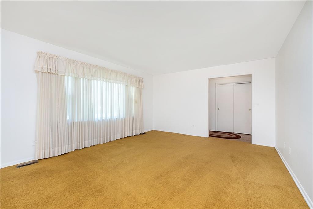 113 Grandison Road Greenfield, IN 46140 - Photo 4 of 27 Gallery Image 4