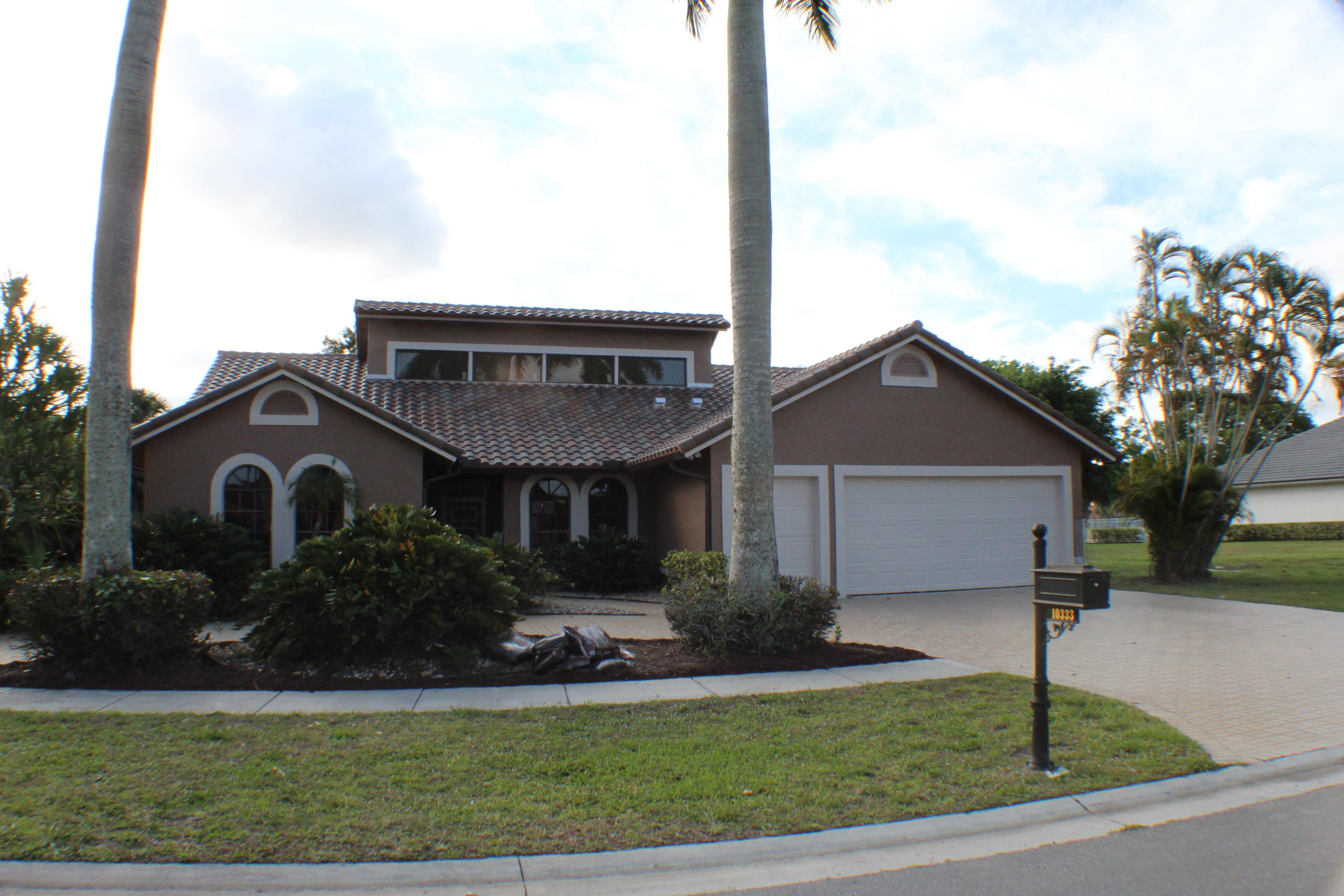 10333 Camelback Lane Boca Raton, FL 33498 - Photo 1 of 34 IMG_0072