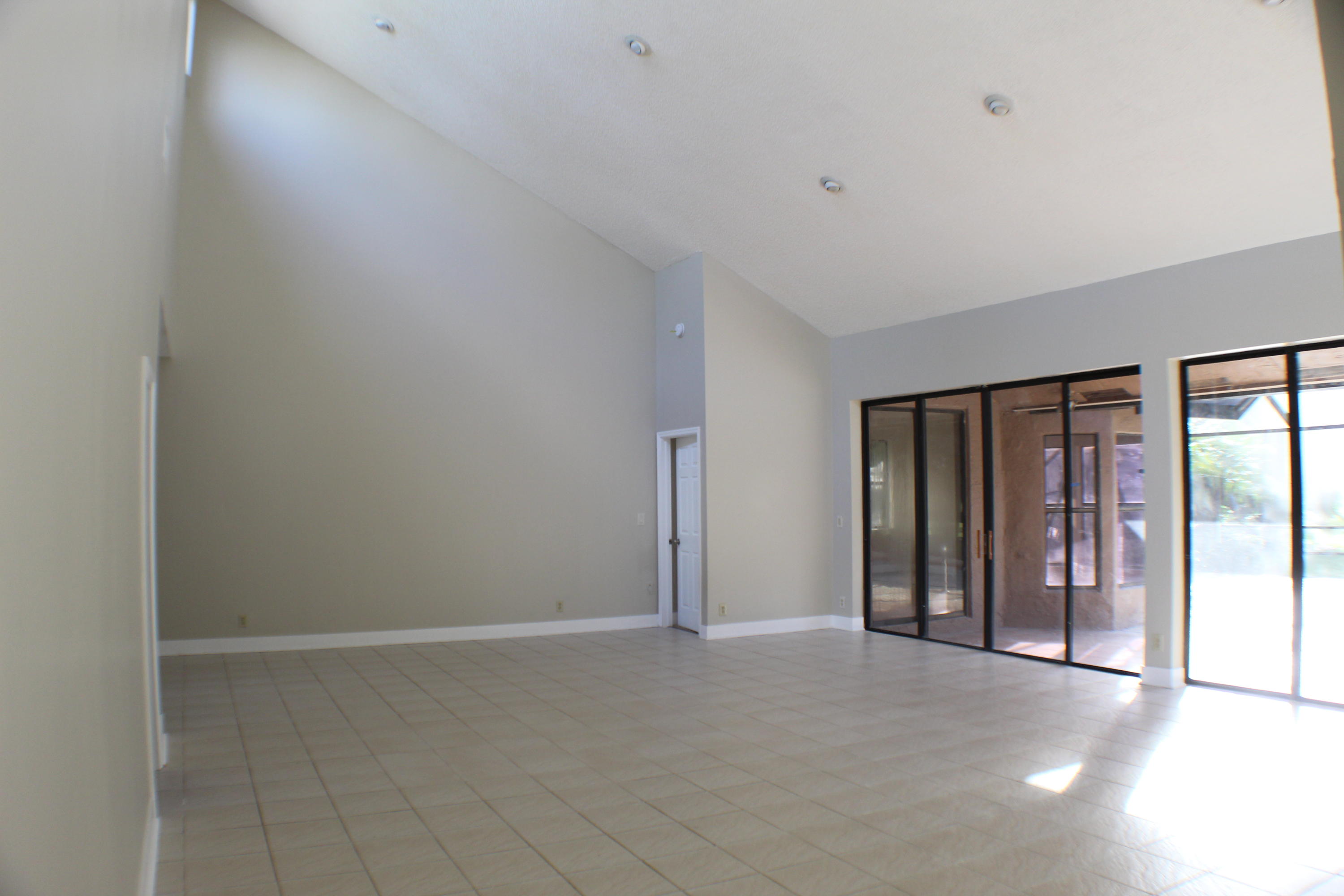 10333 Camelback Lane Boca Raton, FL 33498 - Photo 6 of 34 IMG_0080