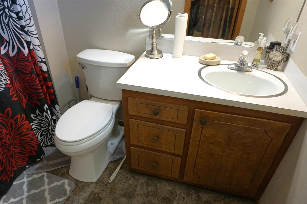 1403 Maple Street Perry, OK 73077 - Photo 31 of 38 Gallery Image 31
