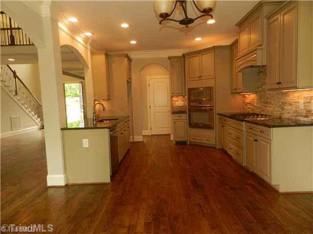8901 West Pepper Court Oak Ridge, NC 27310 - Photo 4 of 11 Kitchen.