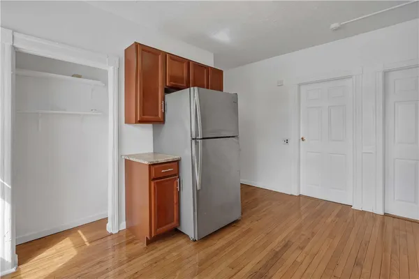 $1,950 | 48 Kenwood Street, Unit 2, Providence, RI 02909