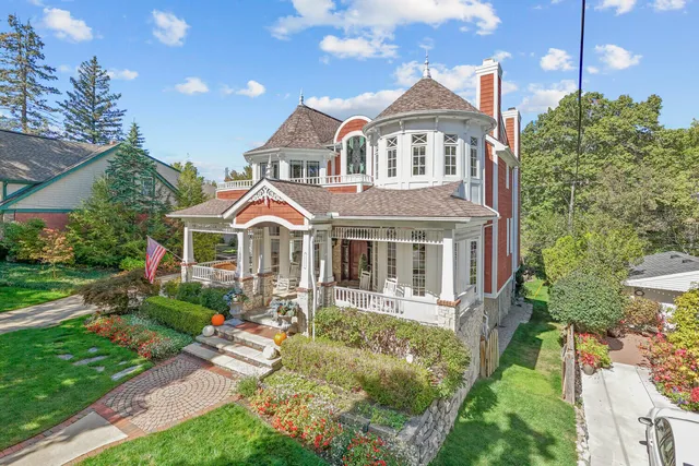 $2,500,000 | 744 Thayer Boulevard, Northville, MI 48167