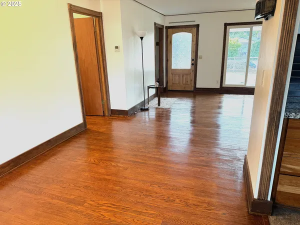 $425,000 | 2442 Southeast 190th Avenue, Portland, OR 97233