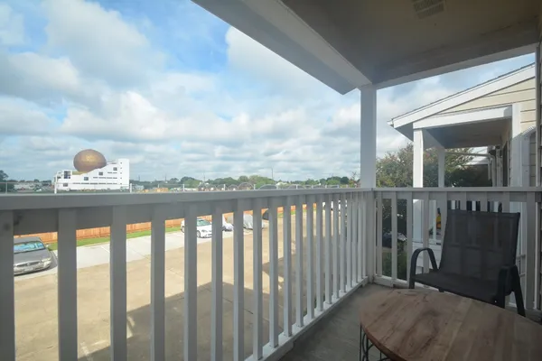 $75,000 | 12660 Ashford Point Drive, Unit 416, Houston, TX 77082