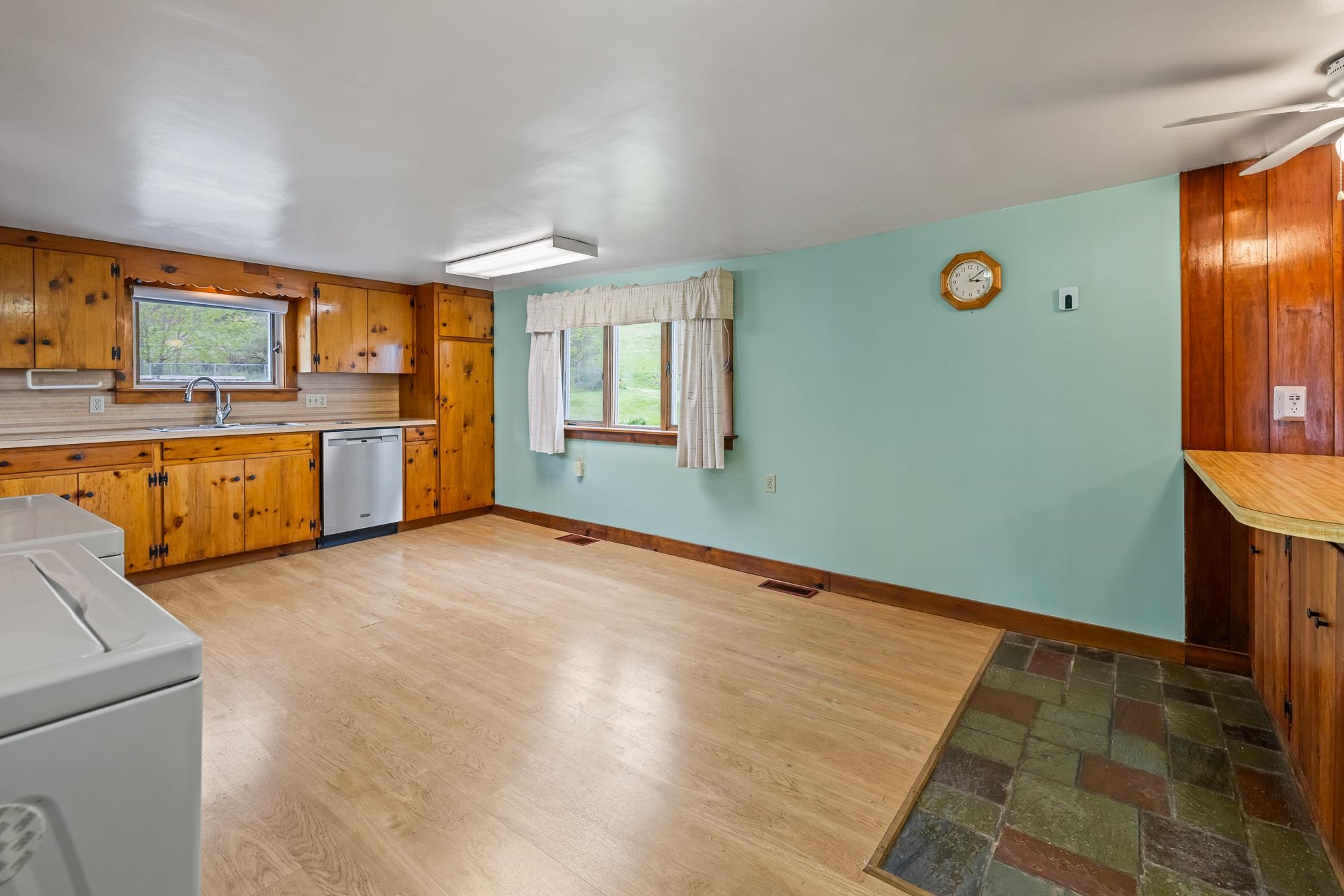 1384 Highway 153 Rupert, VT 05776 - Photo 6 of 32