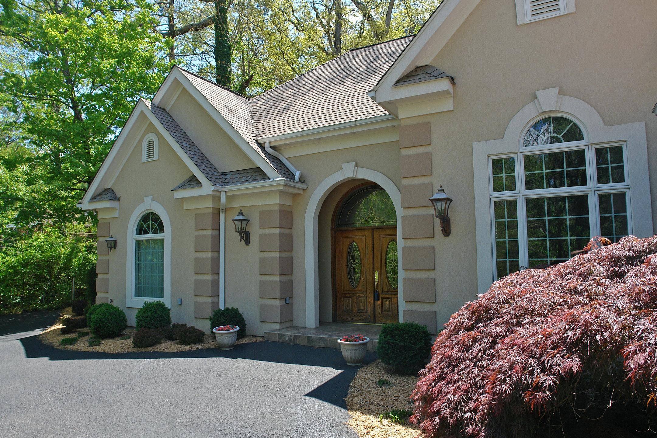 3348 Hidden Oak Road Southwest Roanoke, VA 24018 - Photo 2 of 60 Exterior 2