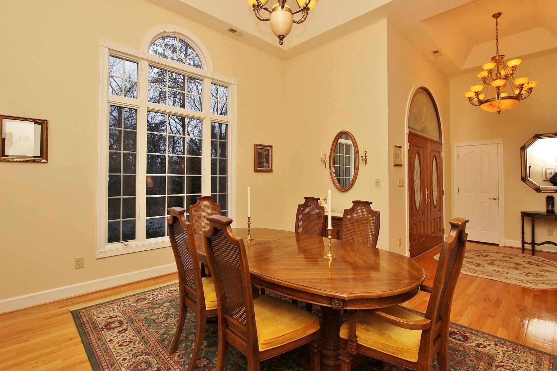 3348 Hidden Oak Road Southwest Roanoke, VA 24018 - Photo 18 of 60 11