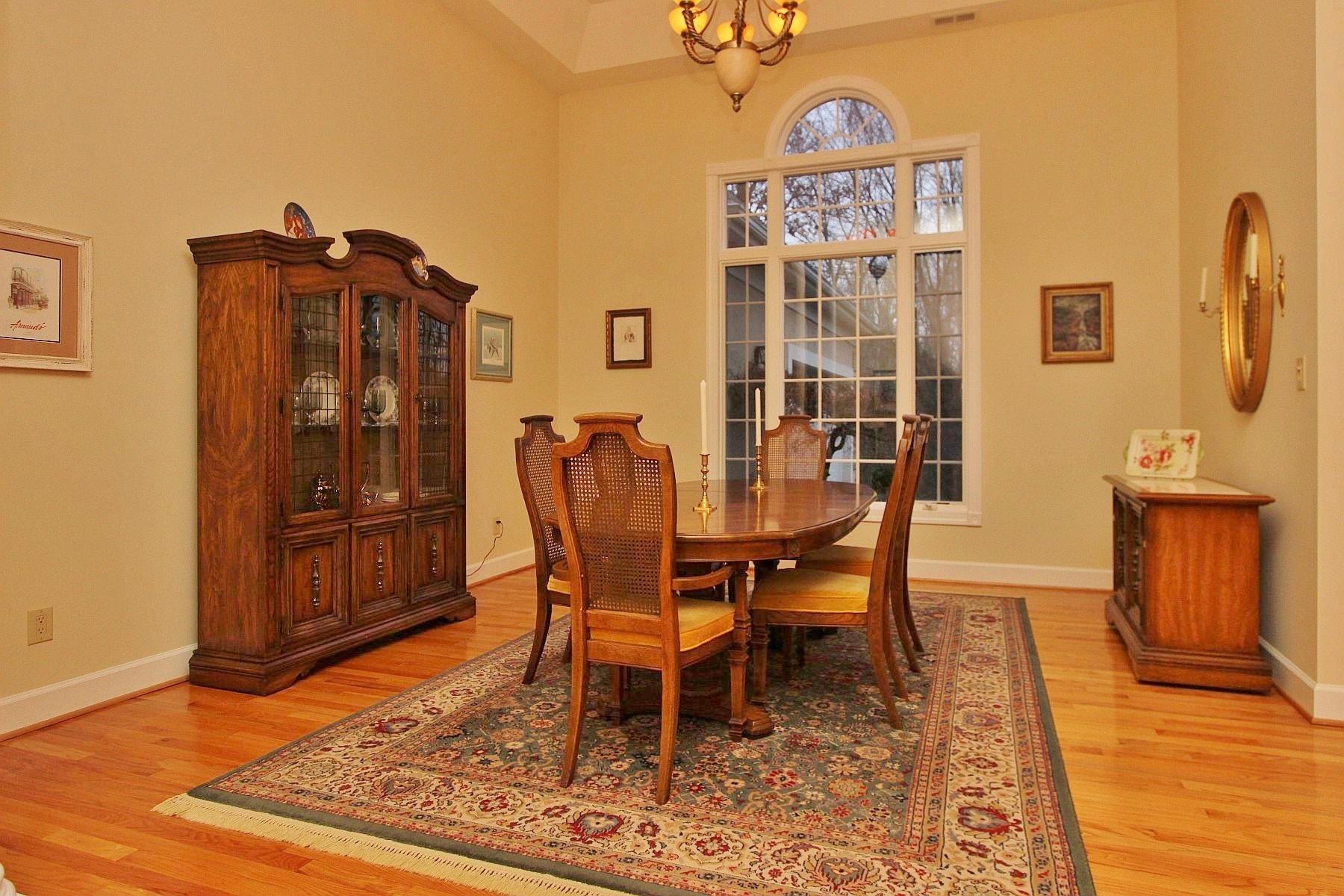 3348 Hidden Oak Road Southwest Roanoke, VA 24018 - Photo 19 of 60 12