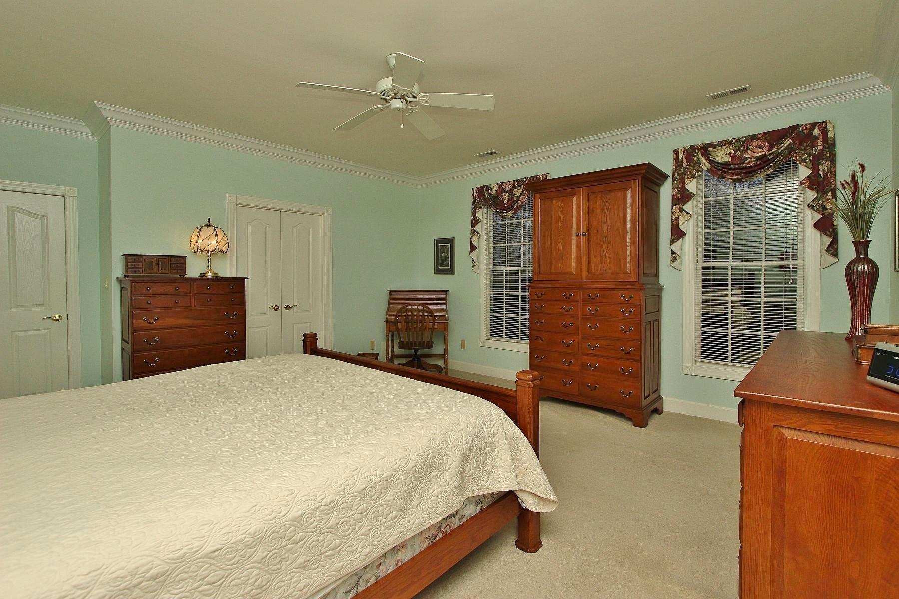 3348 Hidden Oak Road Southwest Roanoke, VA 24018 - Photo 29 of 60 22