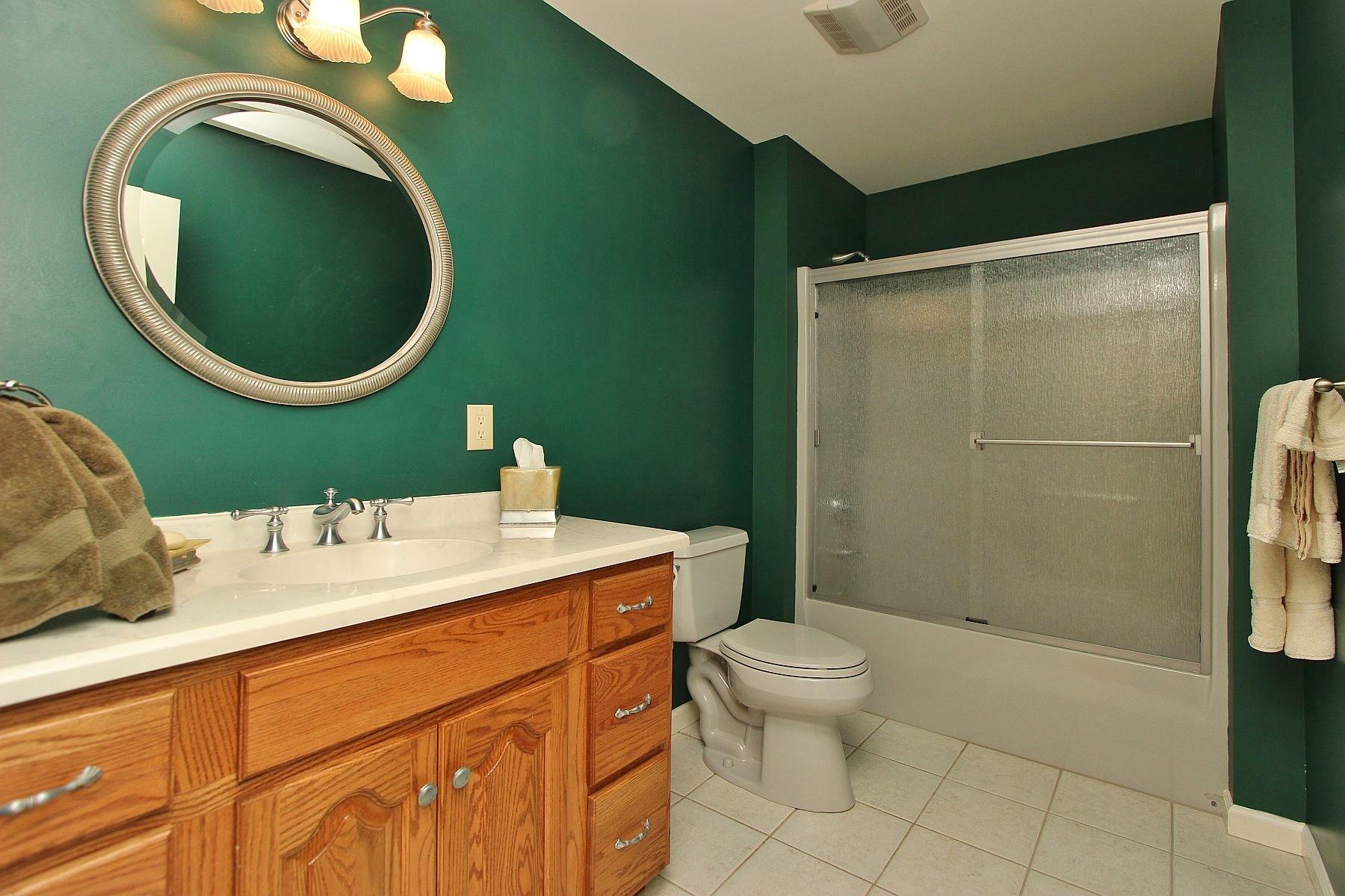 3348 Hidden Oak Road Southwest Roanoke, VA 24018 - Photo 40 of 60 33