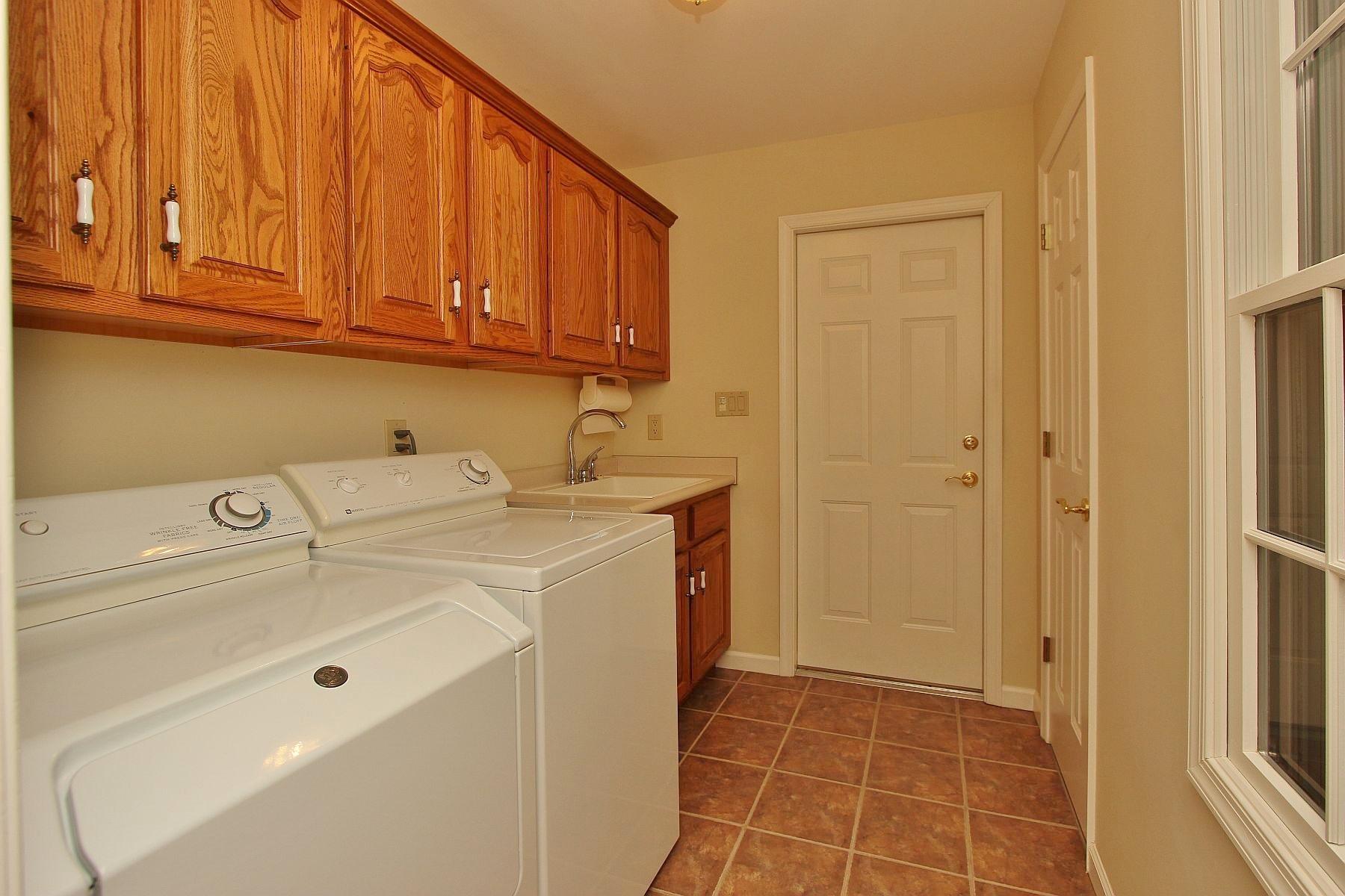 3348 Hidden Oak Road Southwest Roanoke, VA 24018 - Photo 45 of 60 38
