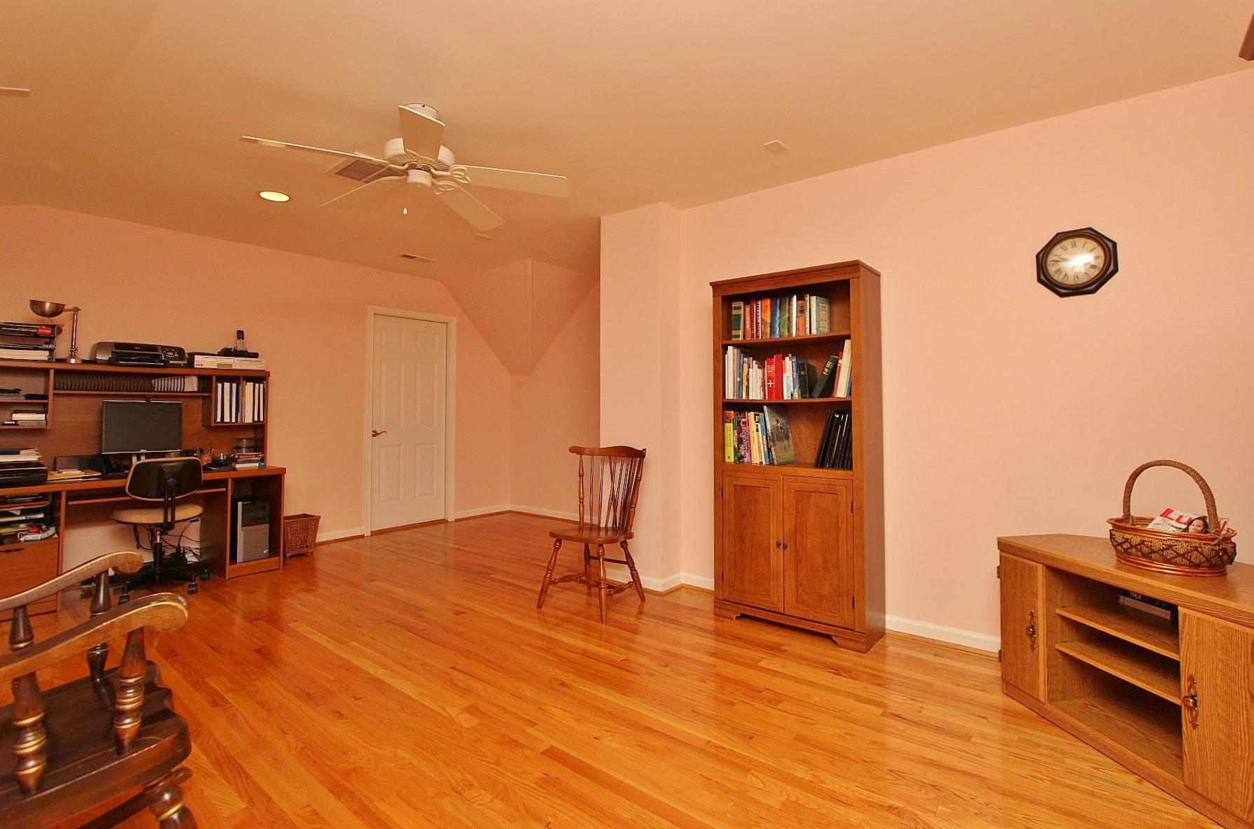 3348 Hidden Oak Road Southwest Roanoke, VA 24018 - Photo 49 of 60 42