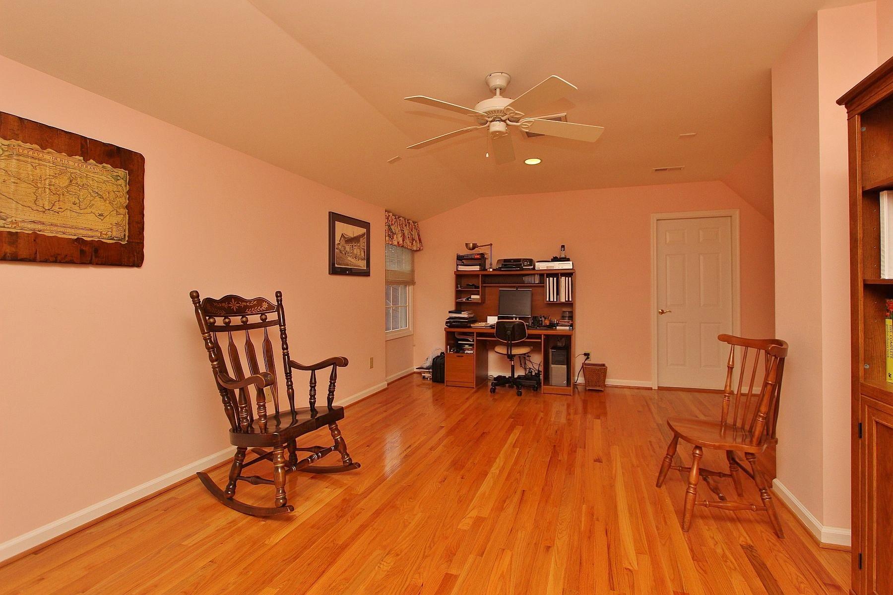 3348 Hidden Oak Road Southwest Roanoke, VA 24018 - Photo 50 of 60 43