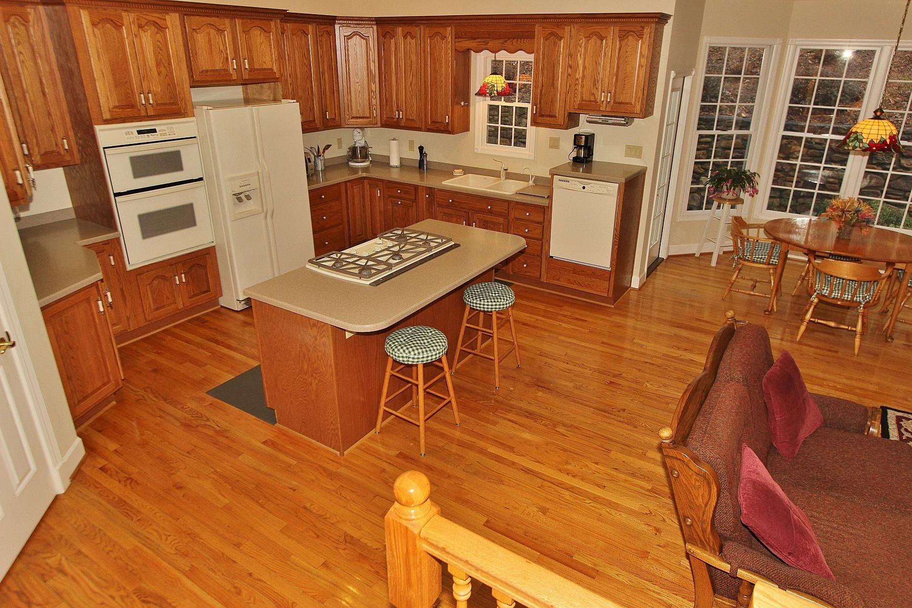 3348 Hidden Oak Road Southwest Roanoke, VA 24018 - Photo 53 of 60 46
