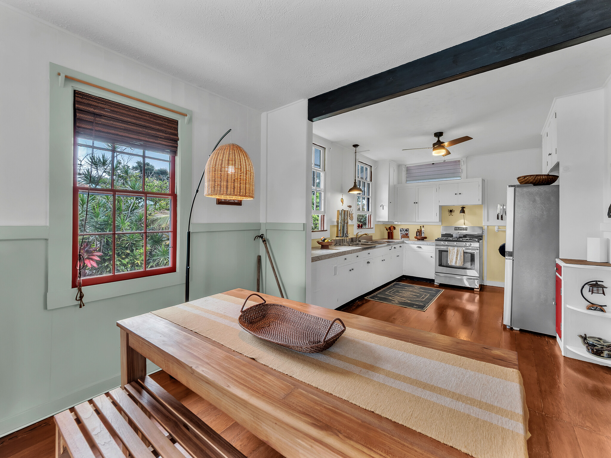 28-231 Stable Camp Road Honomu, HI 96728 - Photo 7 of 24