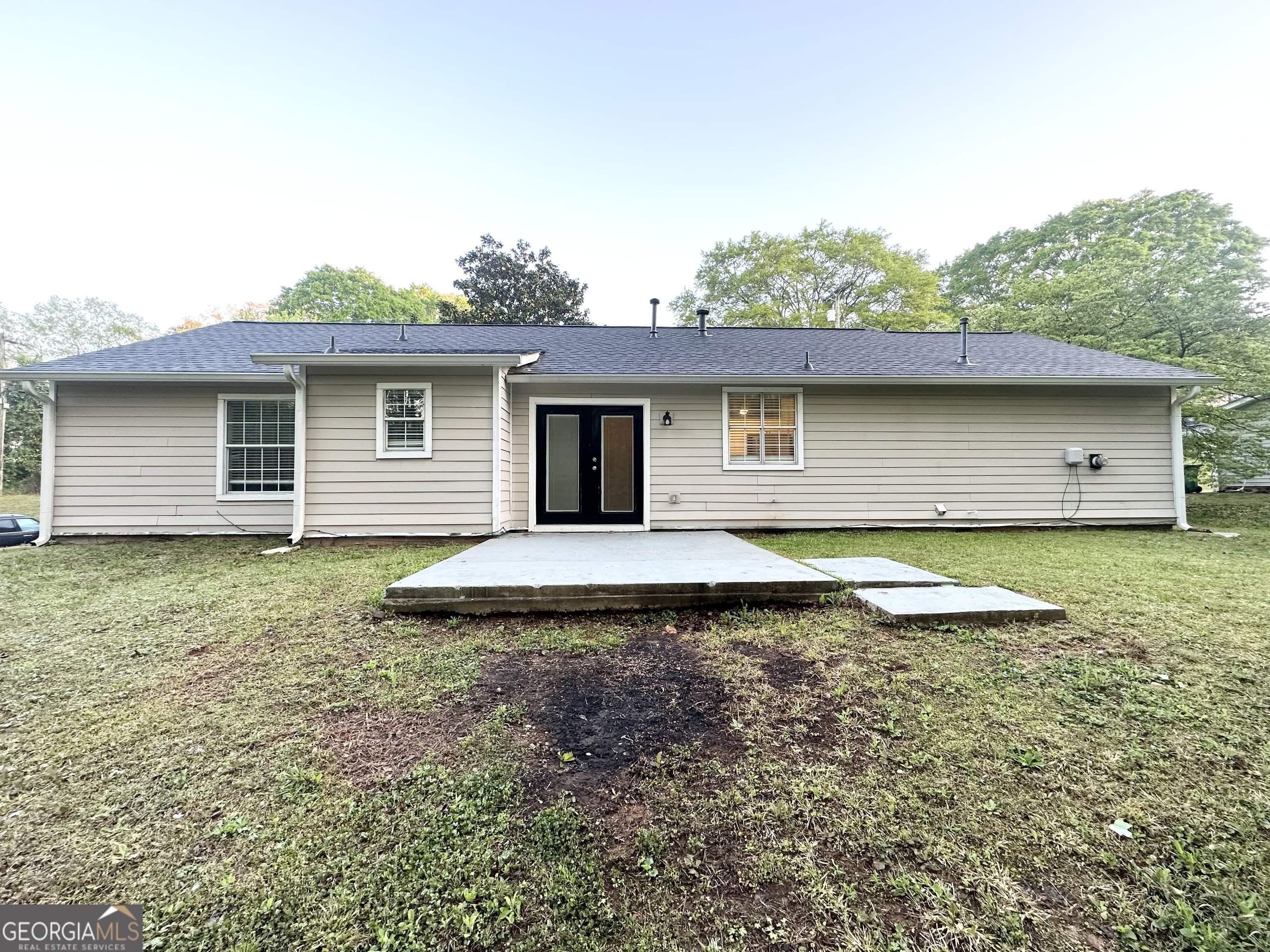 3865 Lehigh Boulevard Decatur, GA 30034 - Photo 19 of 19 a house view with a garden space