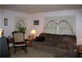 13 Villager Road, Unit 13 Chester, NH 03036 - Photo 8 of 9