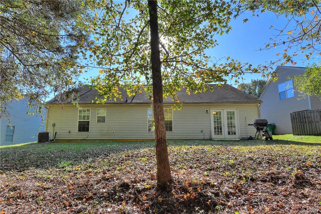 8335 Fox Swamp Road Charlotte, NC 28215 - Photo 12 of 13