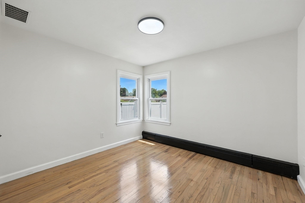 21 Meeting House Road Chicopee, MA 01013 - Photo 13 of 27 Gallery Image 13