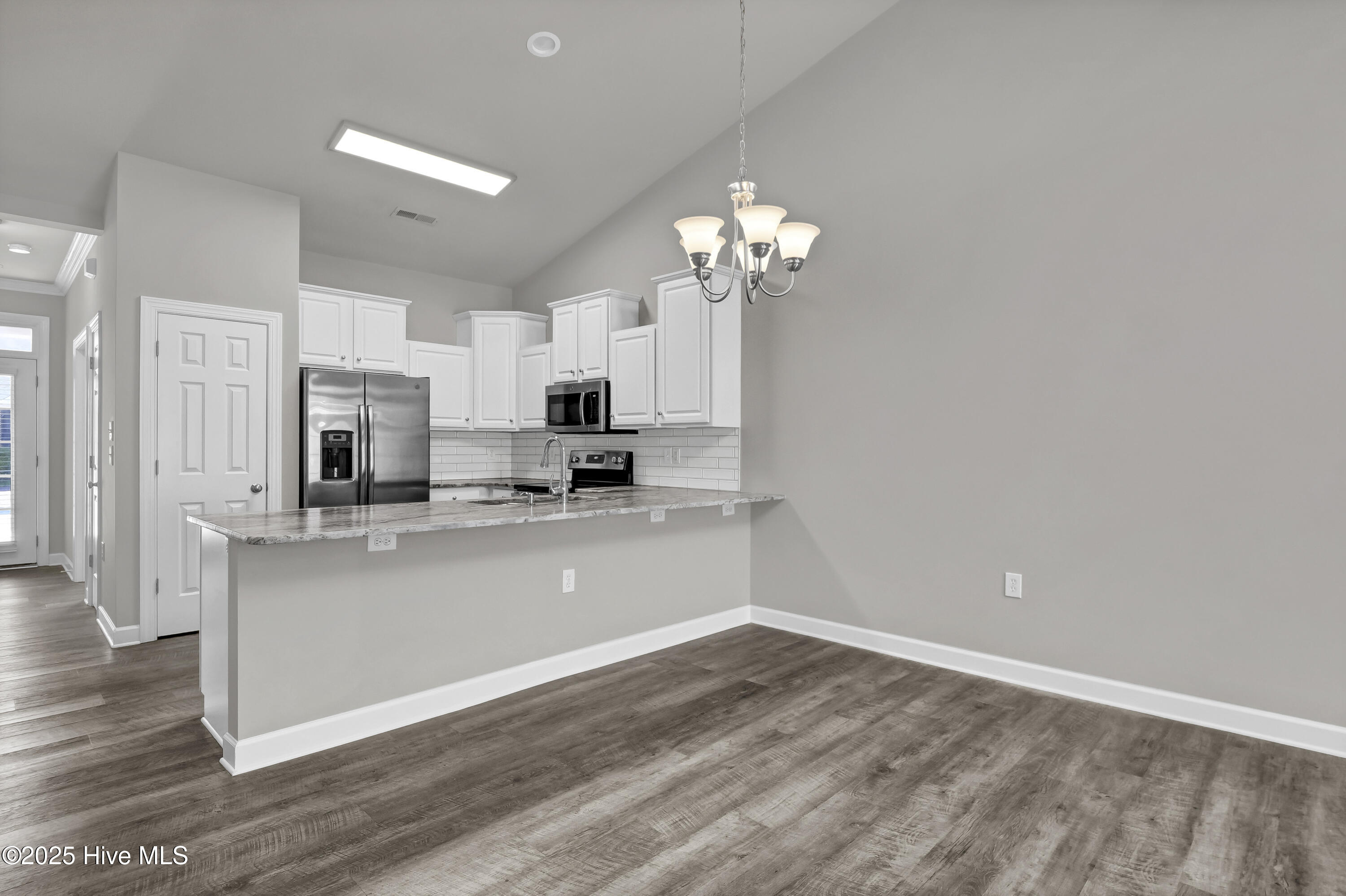 5006 Carleton Drive, Unit 141 Wilmington, NC 28403 - Photo 4 of 33 013_p1222289_91