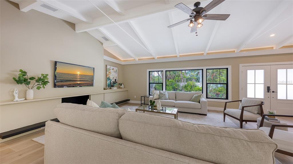 7345 Pine Needle Road Sarasota, FL 34242 - Photo 18 of 74