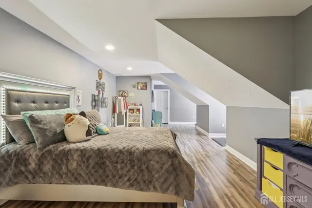 $1,100,000 | 1 Majestic Woods Drive, Monroe Township, NJ 08831