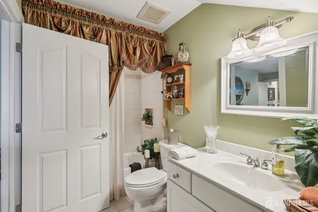 $1,100,000 | 1 Majestic Woods Drive, Monroe Township, NJ 08831