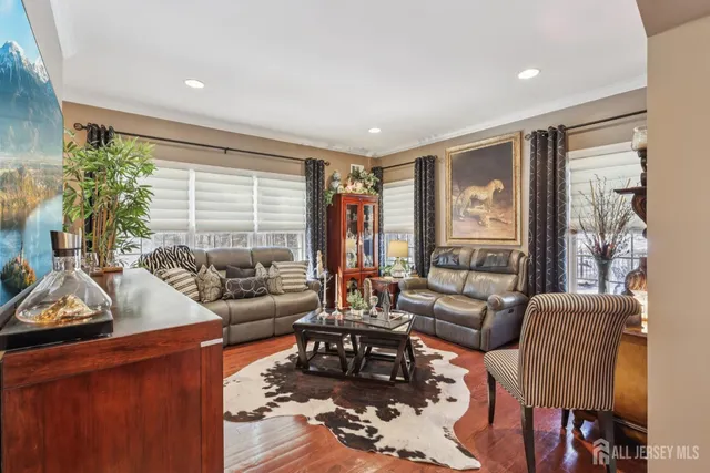 $1,100,000 | 1 Majestic Woods Drive, Monroe Township, NJ 08831