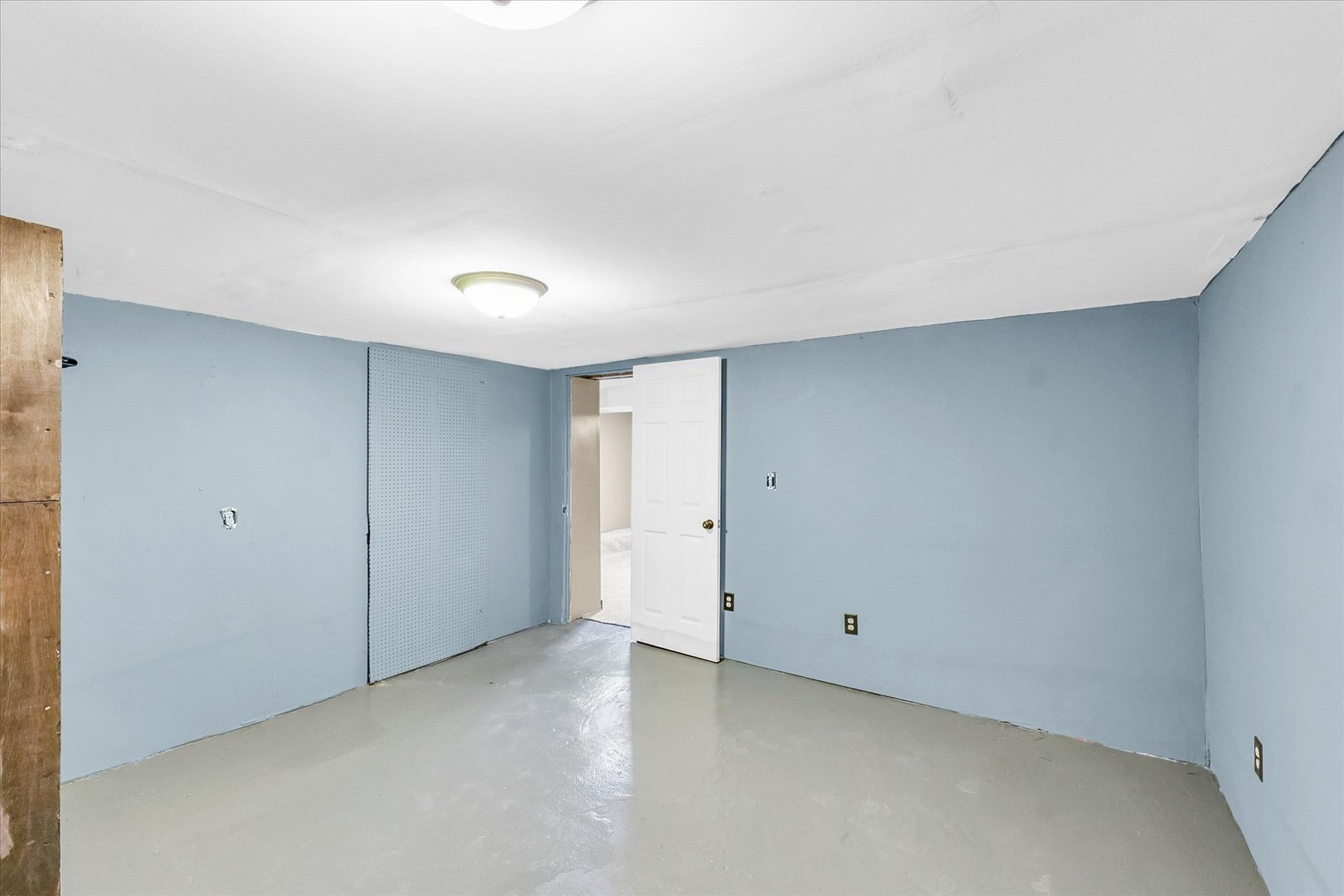 301 North Main Street Fithian, IL 61844 - Photo 42 of 53 a view of an empty room