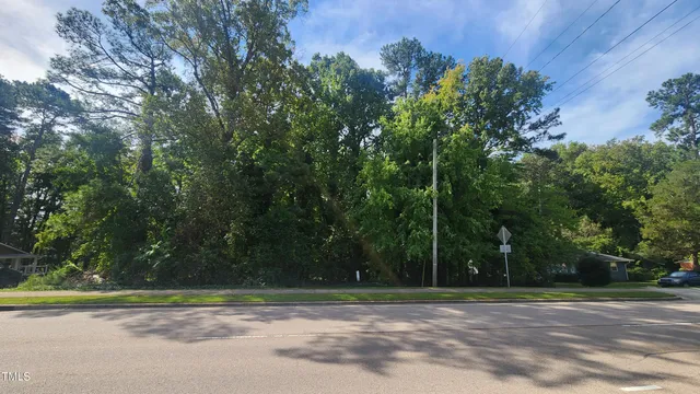 a view of a basketball court
