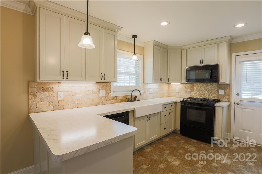203 Ridge Drive Mount Holly, NC 28120 - Photo 6 of 17 Gallery Image 6