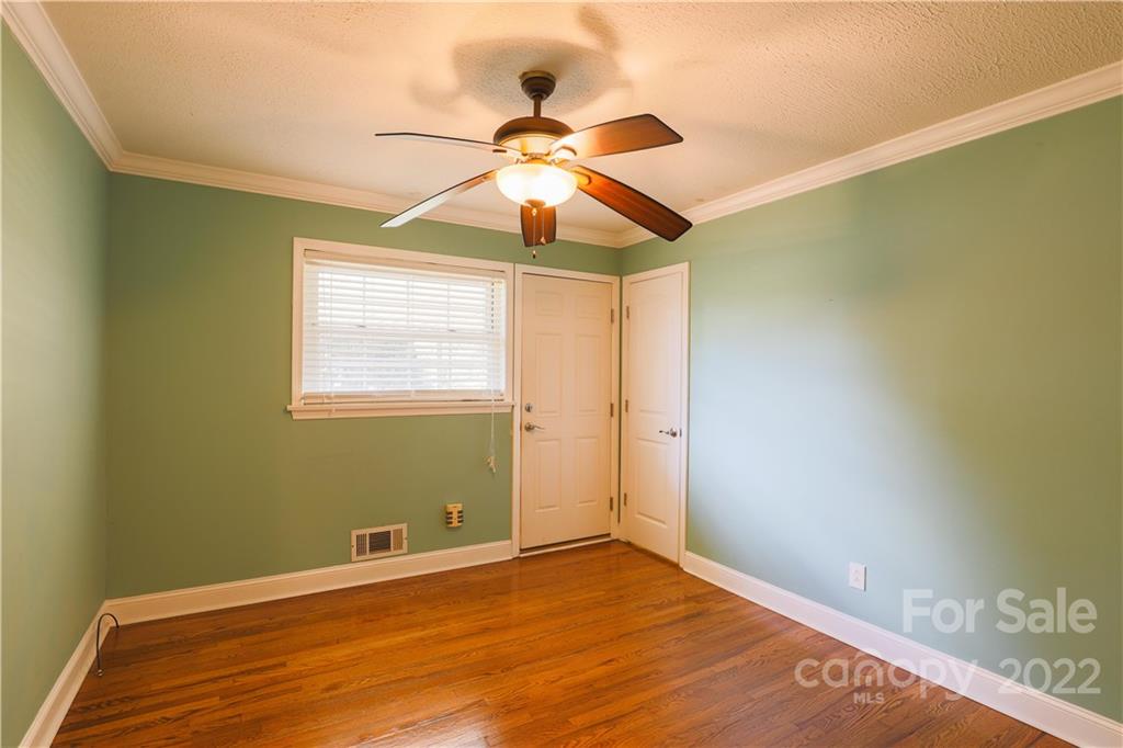 203 Ridge Drive Mount Holly, NC 28120 - Photo 10 of 17 Gallery Image 10