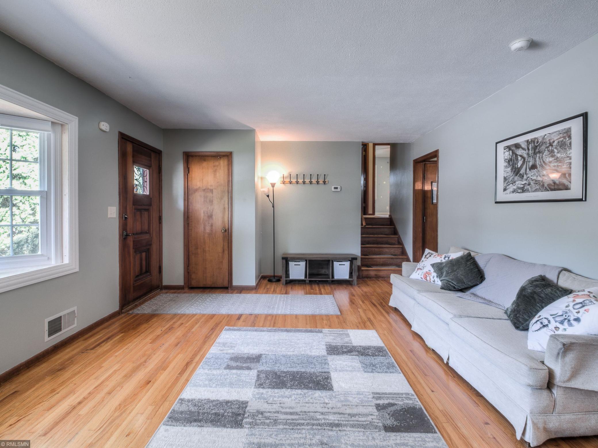 48 Mayhill Road North Maplewood, MN 55119 - Photo 2 of 31 Gallery Image 2