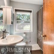 48 Mayhill Road North Maplewood, MN 55119 - Photo 12 of 31 Gallery Image 12