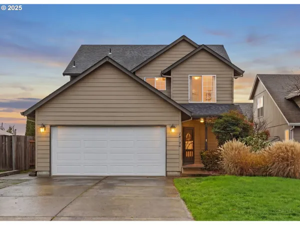 $455,000 | 20794 Walnut Street Northeast, Aurora, OR 97002