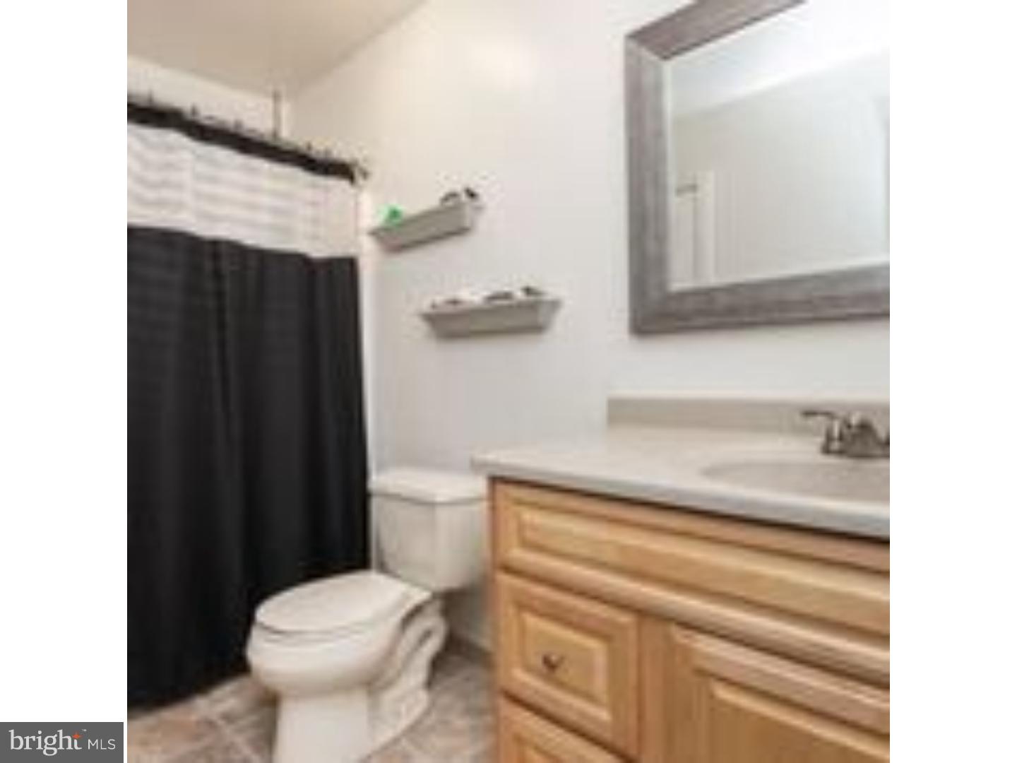 3 Evergreen Road Pottstown, PA 19464 - Photo 17 of 25 Bathroom