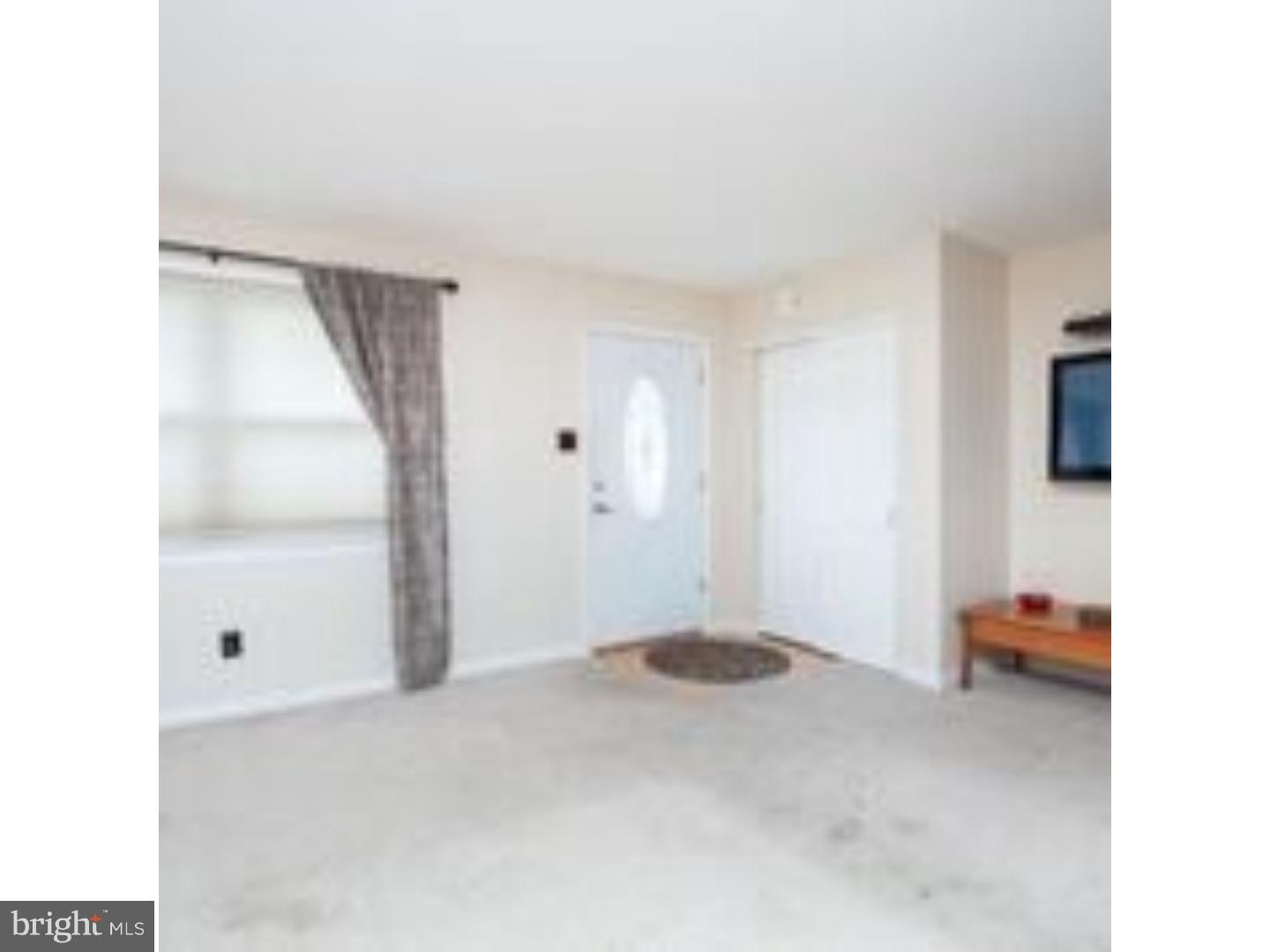 3 Evergreen Road Pottstown, PA 19464 - Photo 5 of 25 Living Room