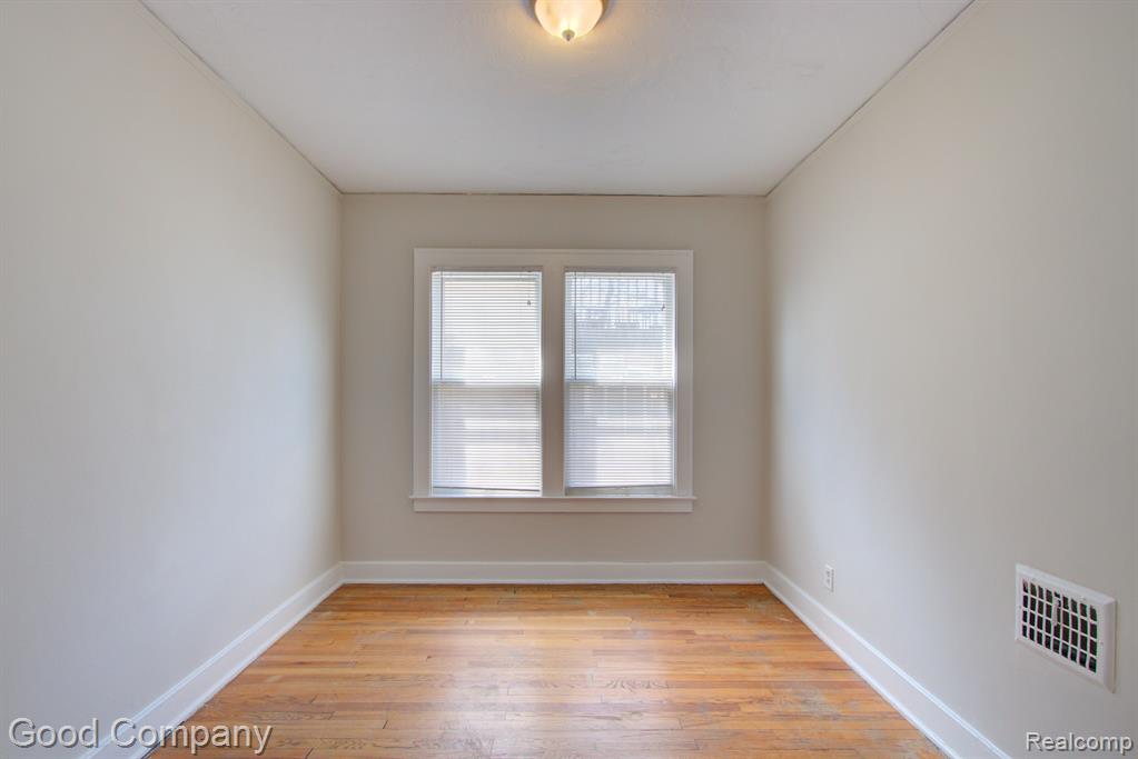 492 Withington Street, Unit 1 Ferndale, MI 48220 - Photo 20 of 34