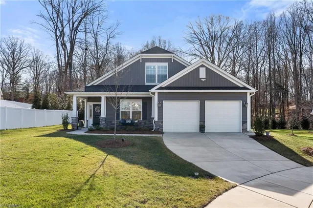 $475,000 | 117 Candle Light, Advance, NC 27006