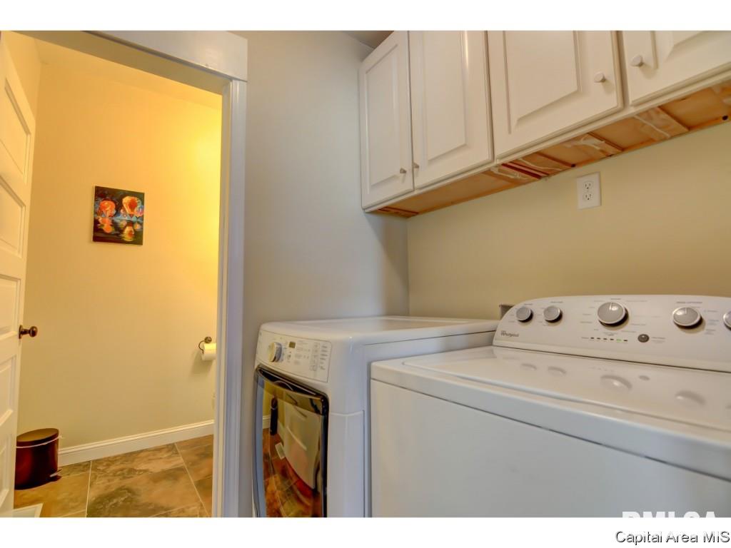 904 North 4th Street Springfield, IL 62702 - Photo 17 of 34