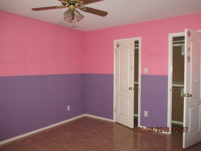 4428 Vientos Road Laredo, TX 78046 - Photo 5 of 15 Gallery Image 5